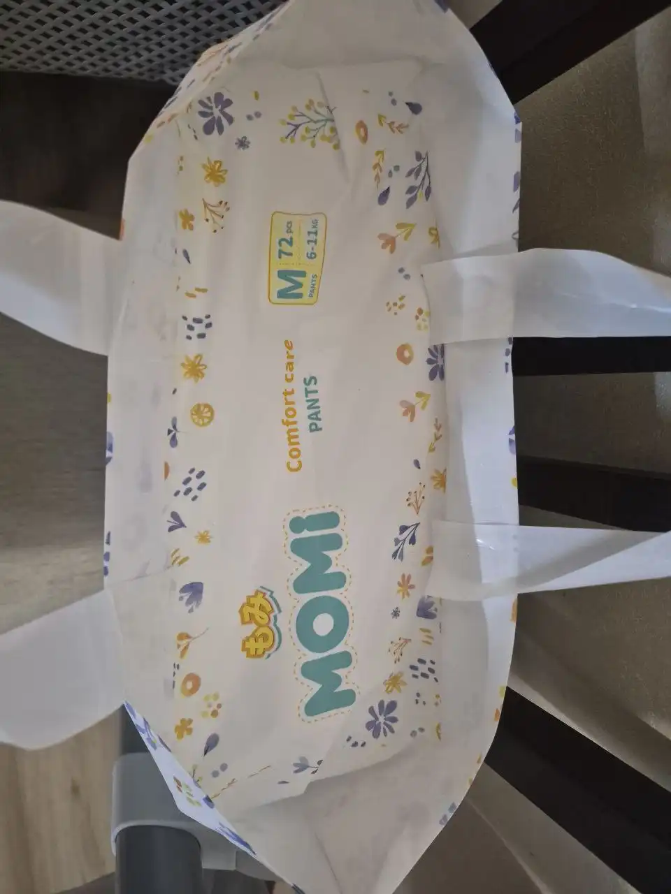 Продажа пачки памперсов MOMI размер М 72 шт