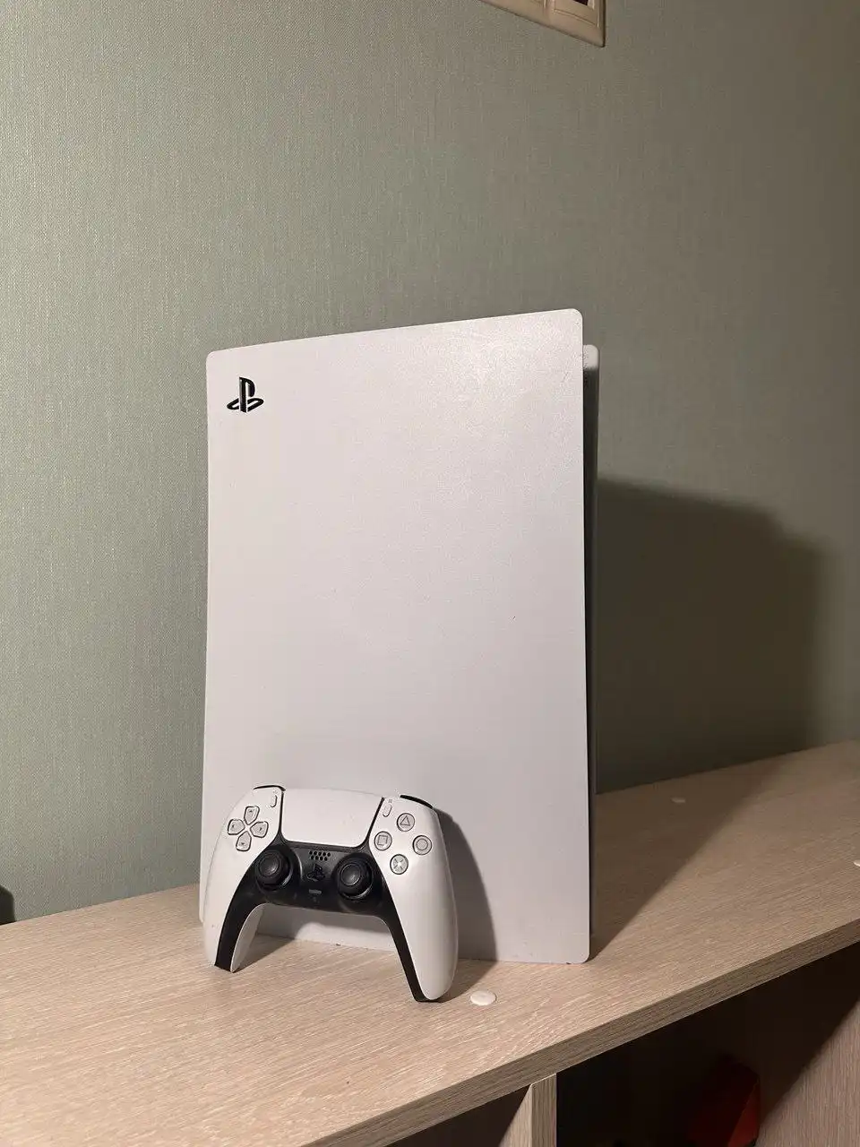 Продажа игровой приставки Sony PlayStation 5 без дисковода