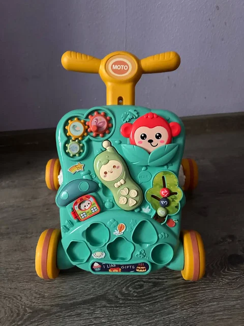 Детские товары: ходунки-каталка, сандали, платье - частное объявление в Балашиха