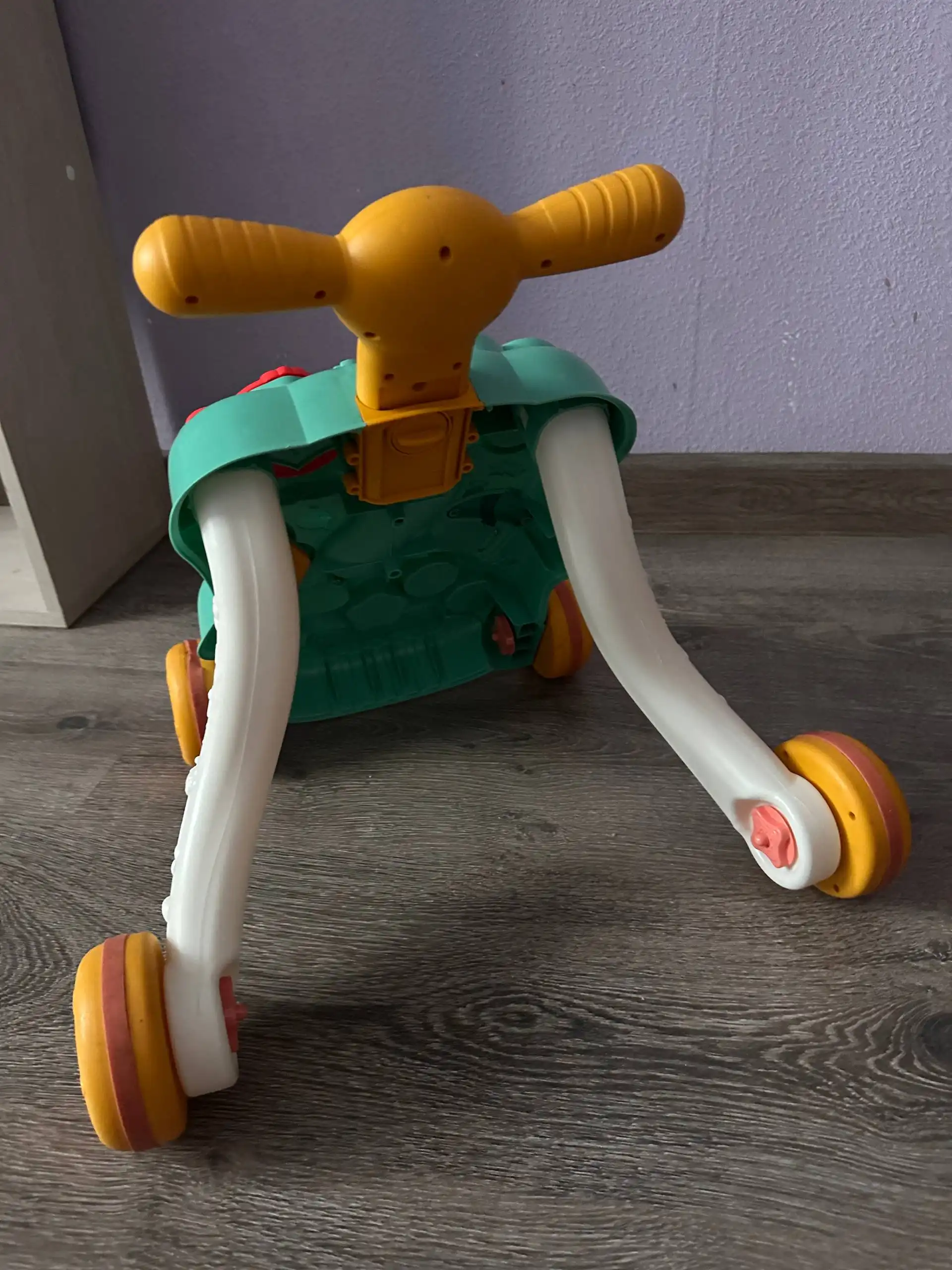 Детские товары: ходунки-каталка, сандали, платье