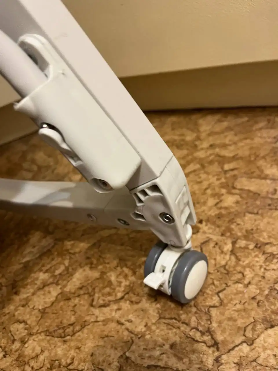 Детская приставная кроватка-люлька