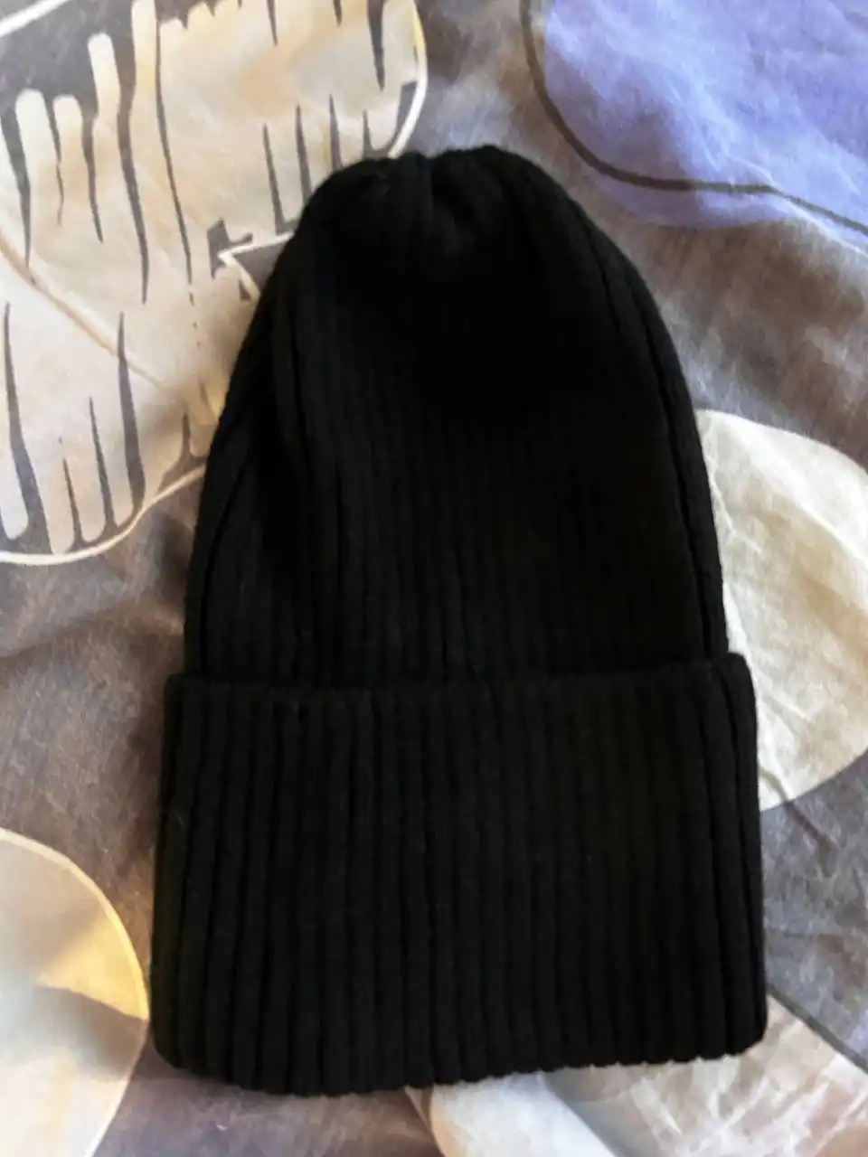 Женская шапка