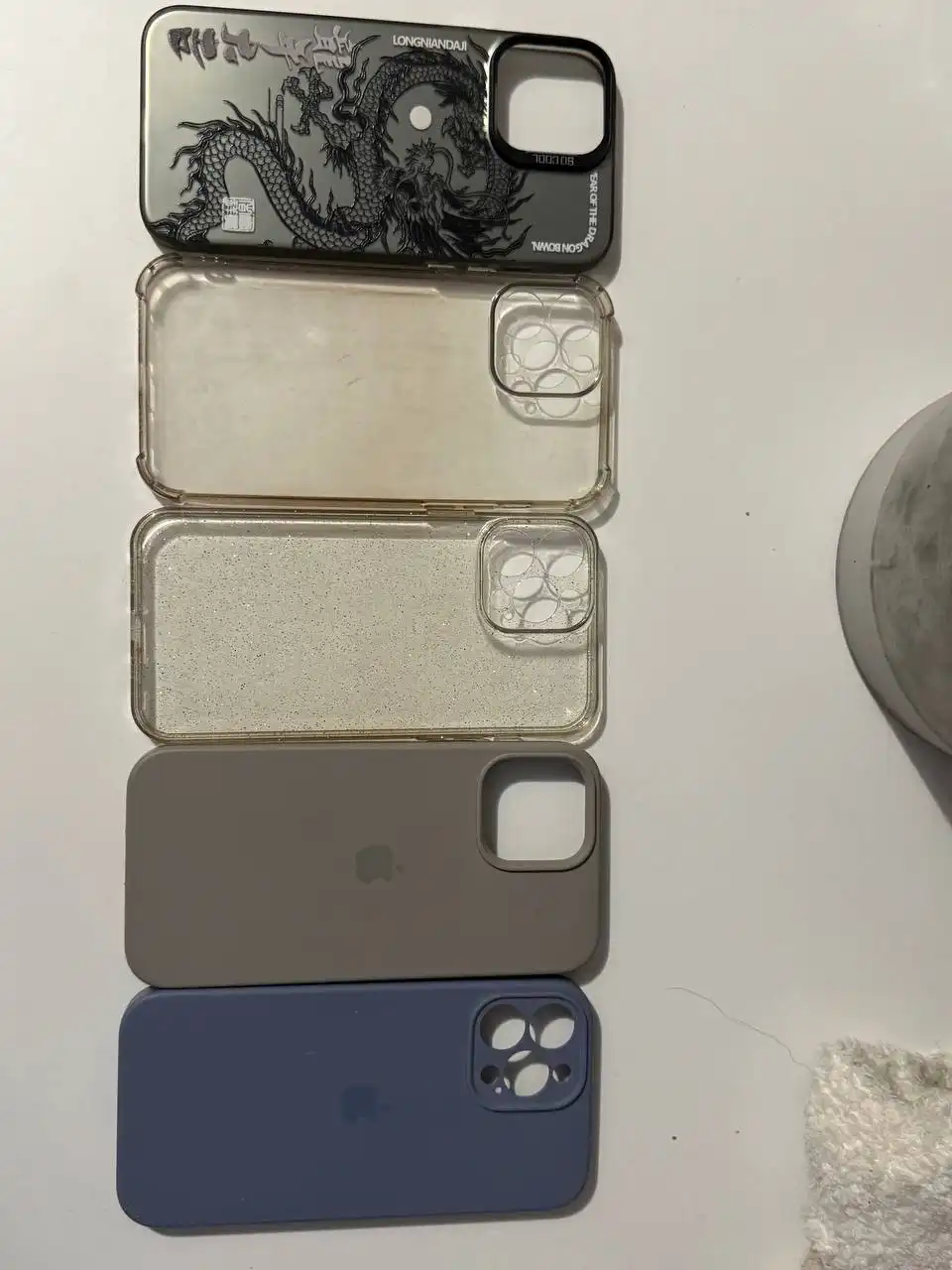 Чехлы для iPhone 13 Pro Max