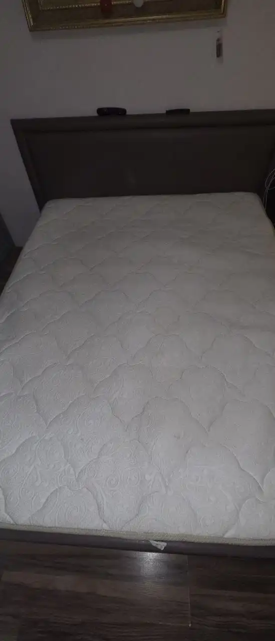 Отдам матрас Аскона 160х200