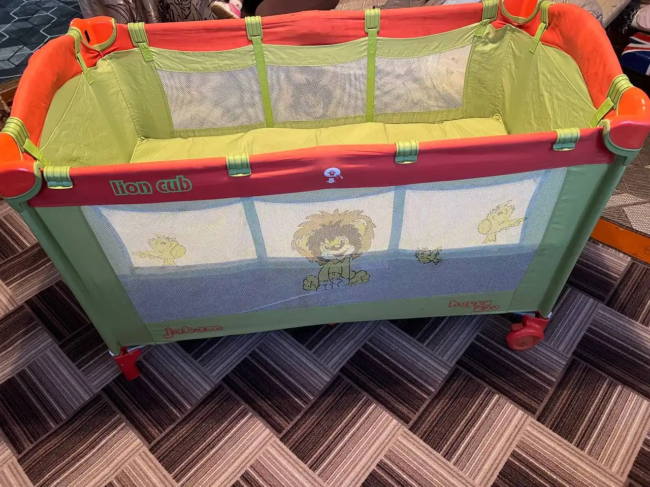 Кровать-манеж Jetem 2в1