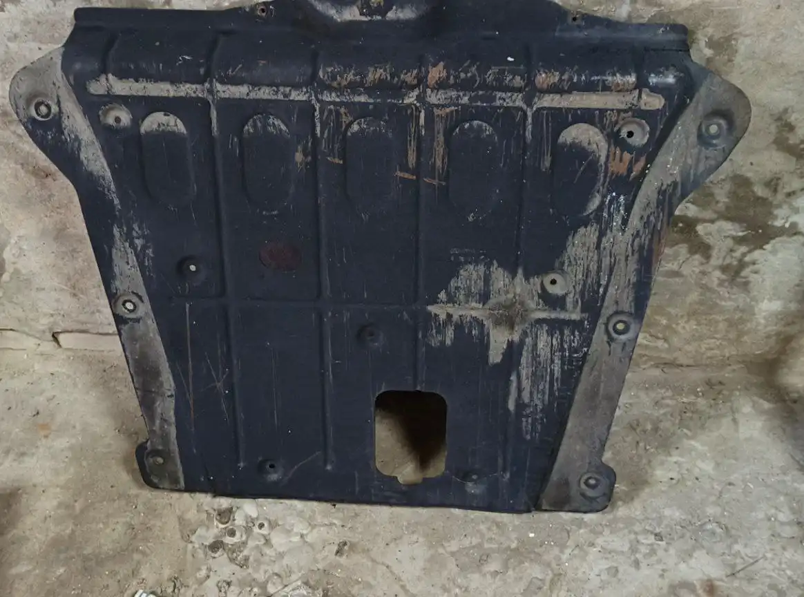 Защита двигателя Renault Duster 2.0 F4RE410 MT 4WD - Защита двигателя (Запчасти) в Балашиха