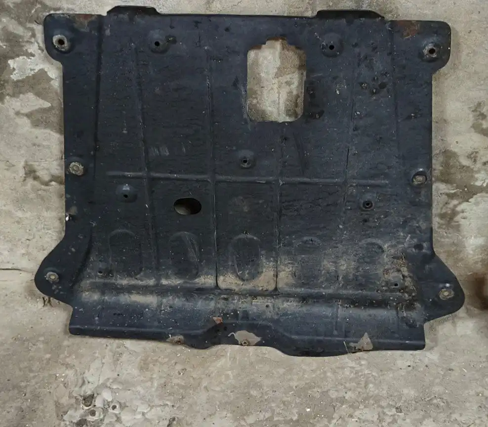 Защита двигателя Renault Duster 2.0 F4RE410 MT 4WD - Защита двигателя (Запчасти) в Балашиха