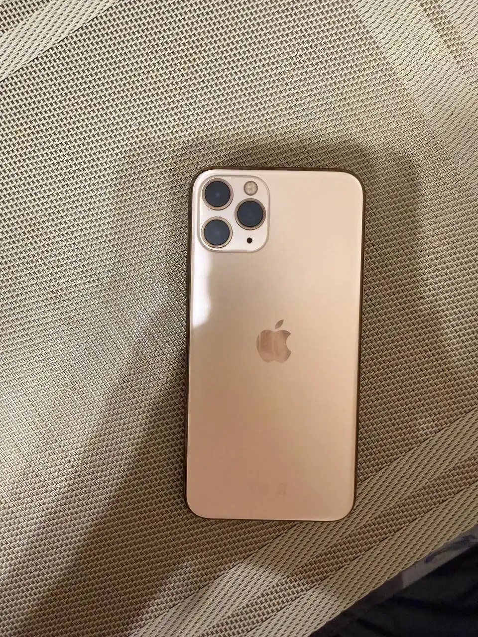 Продам iPhone 11 Pro 256 ГБ золотистый - Телефоны и смартфоны (Электроника) в Балашиха