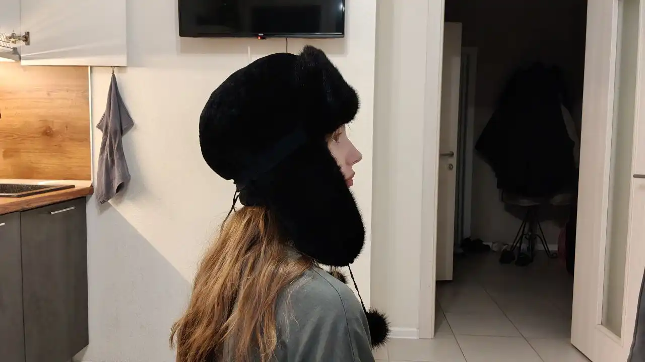 Продается шапка - Головные уборы (Одежда) в Балашиха