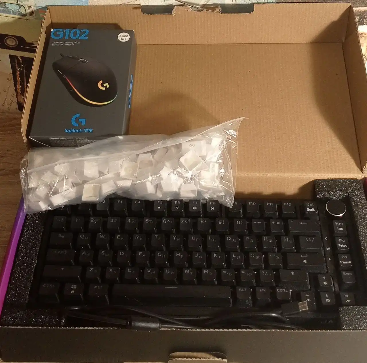 Комплект клавиатура и мышь Logitech g102 - Электроника в Балашиха