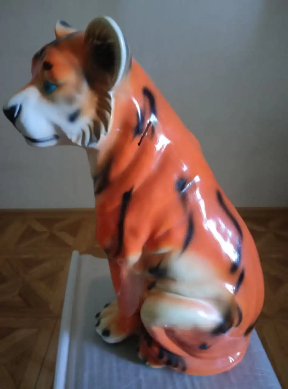 Интерьерная фигура Тигрёнок 51 см - Интерьерные фигуры (Барахолка) в Балашиха