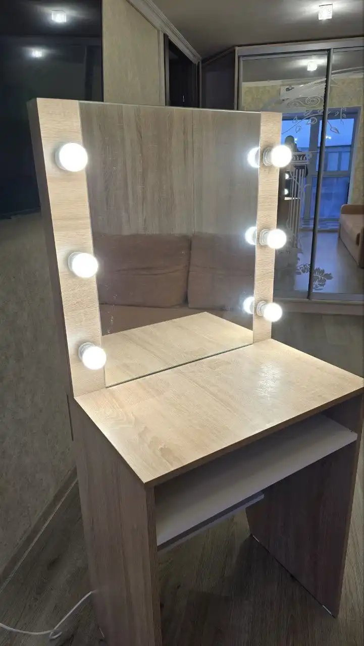 Продажа столика в отличном состоянии - Барахолка в Балашиха