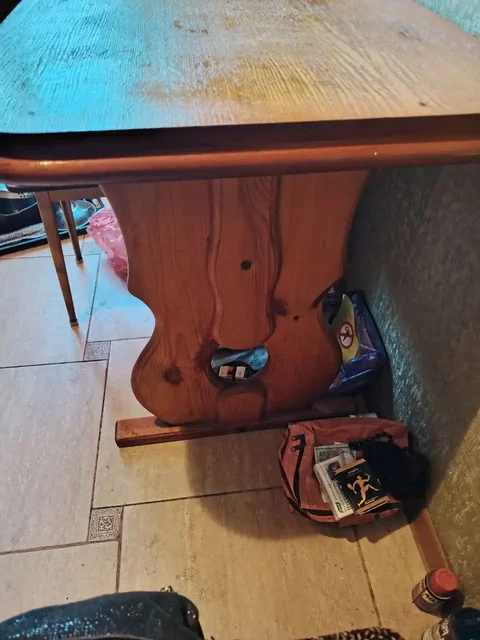 Продам обеденный стол бежевый Б/У - частное объявление в Балашиха