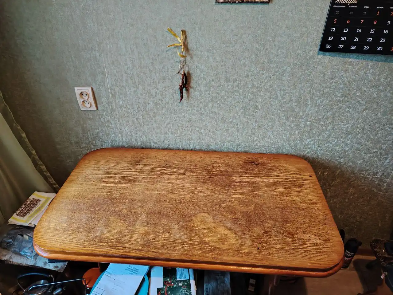 Продам обеденный стол бежевый Б/У - Мебель (Барахолка) в Балашиха