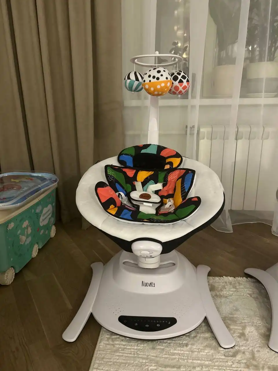 Электрокачели Nuovita б/у в отличном состоянии - Качели (Товары для детей) в Балашиха