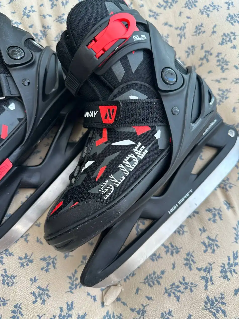 Раздвижные коньки размер 31-36 - Коньки (Хобби и отдых) в Балашиха