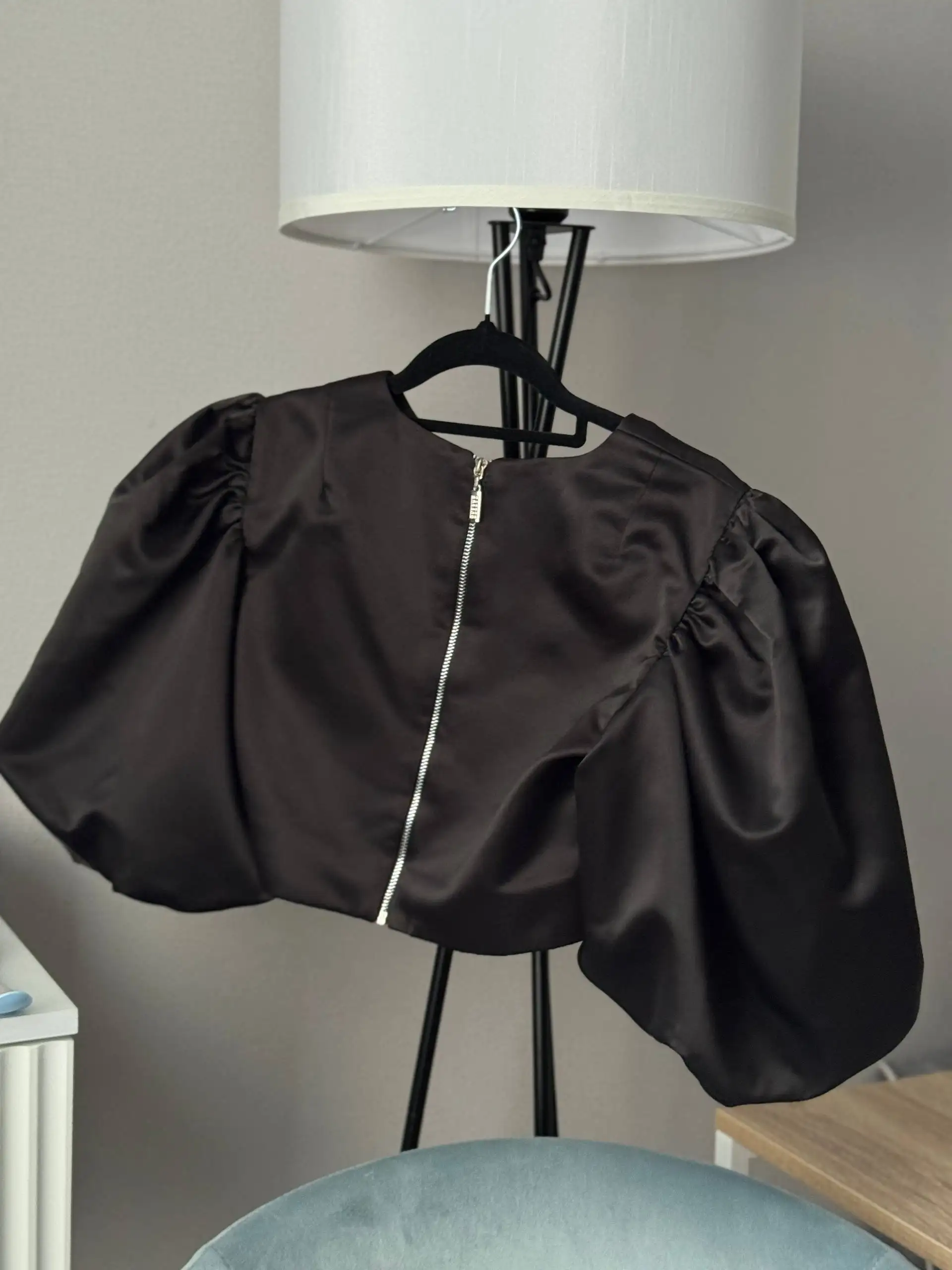 Продажа одежды в отличном состоянии - Одежда в Балашиха