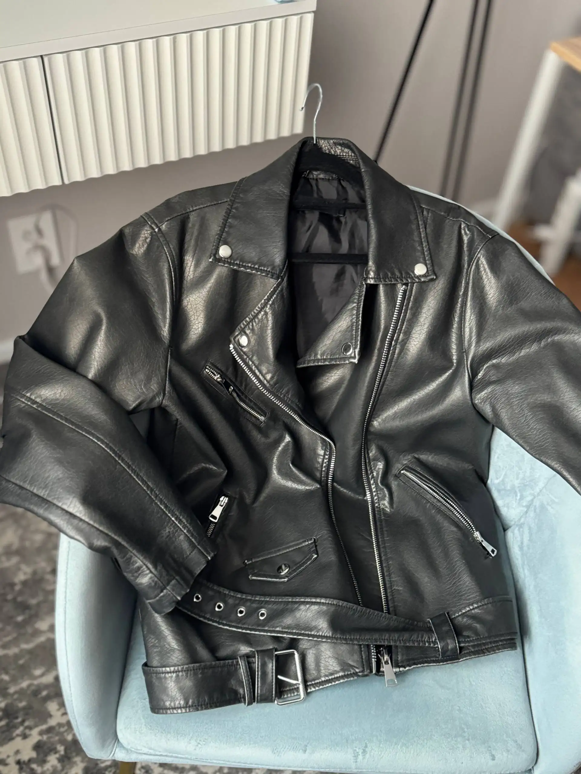 Продажа одежды в отличном состоянии - Одежда в Балашиха