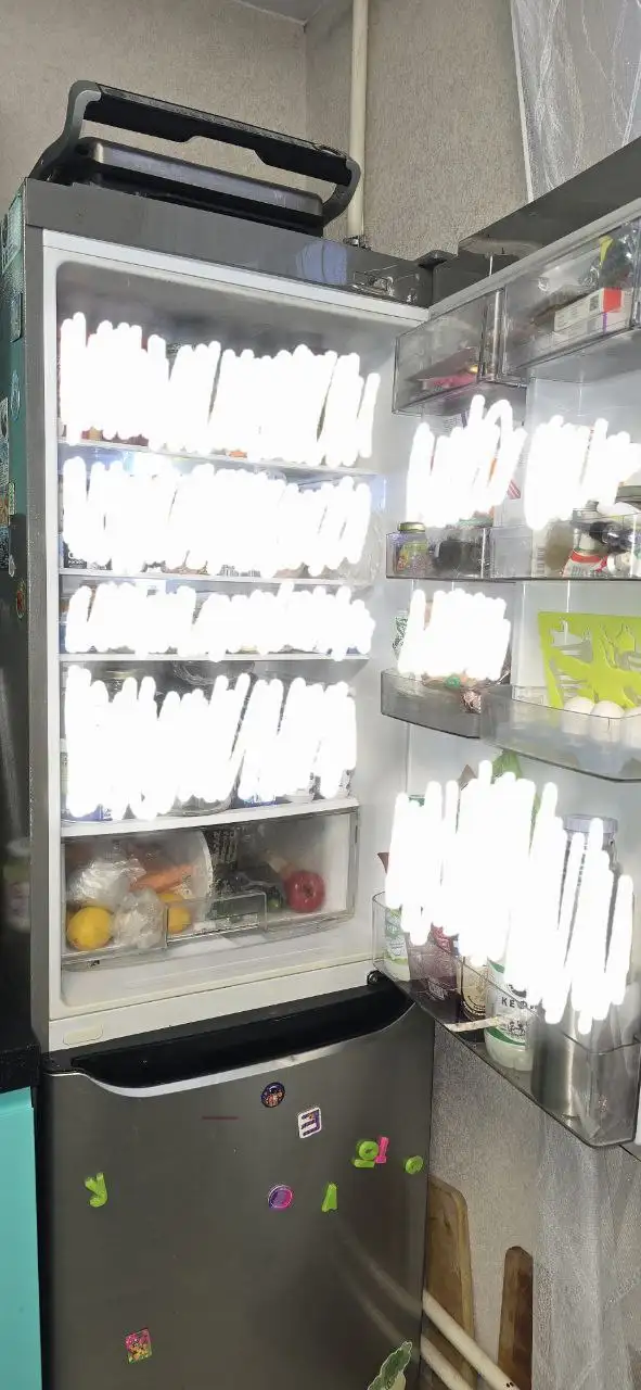 Продам рабочий холодильник с нюансами по внешнему виду - Барахолка в Балашиха