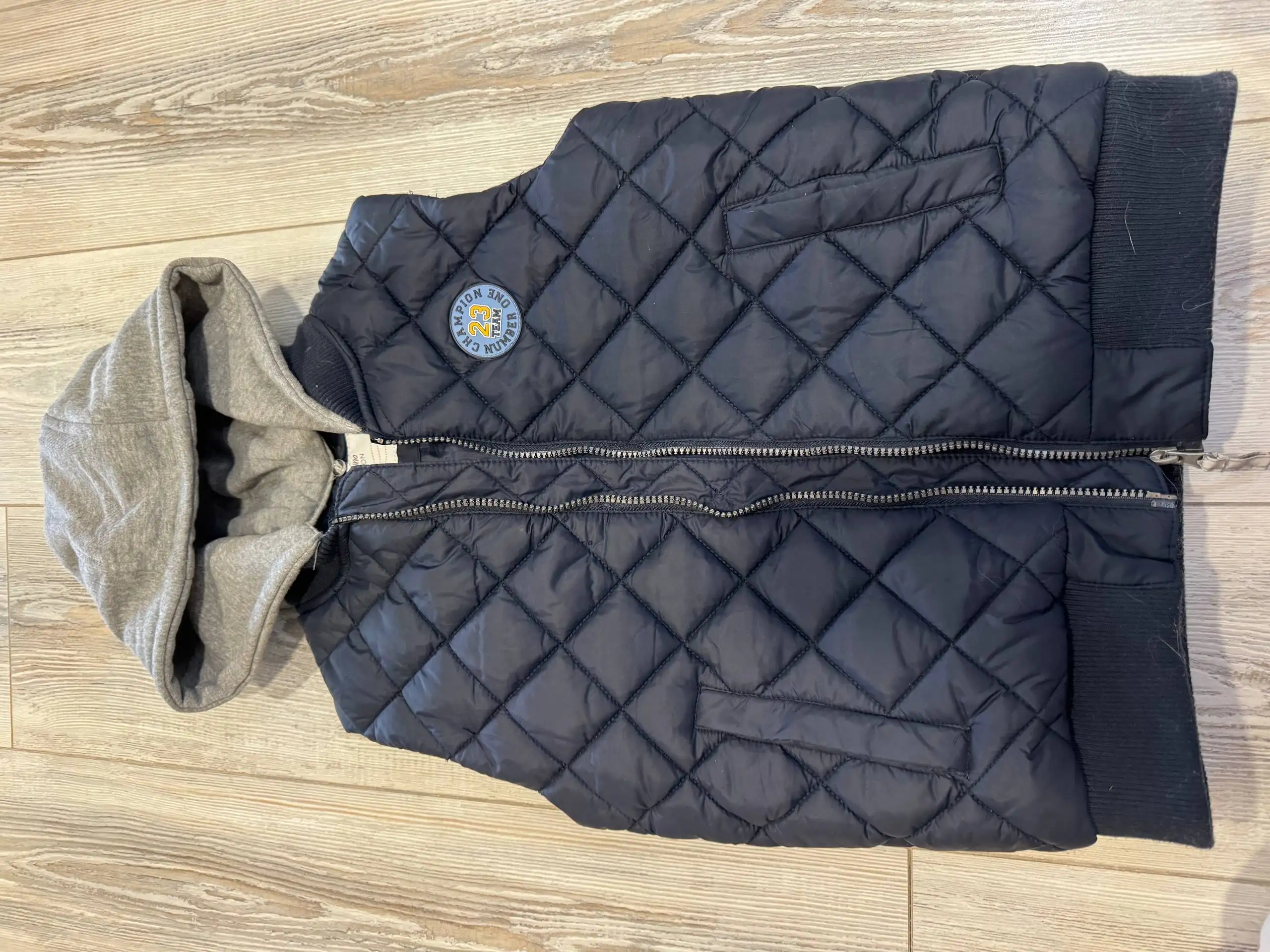 Куртки и жилетка детские на рост 116-134 - Детская одежда (Одежда) в Балашиха