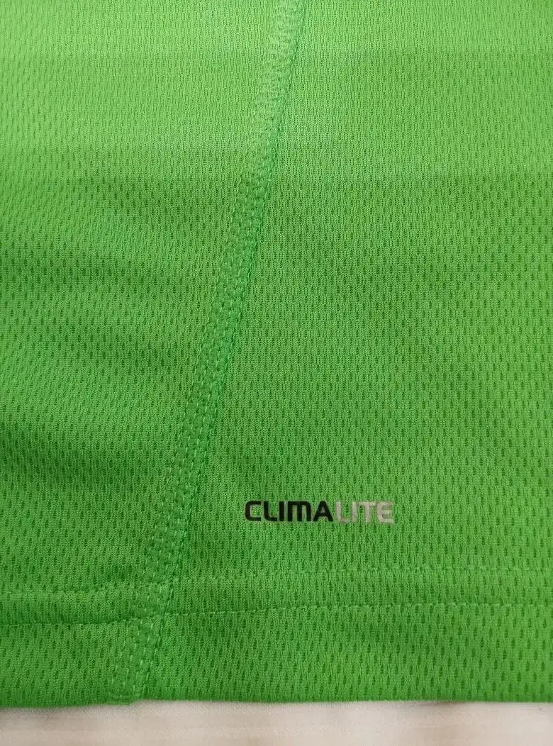 Футболка Адидас новая для спорта - Спортивная одежда (Одежда) в Балашиха