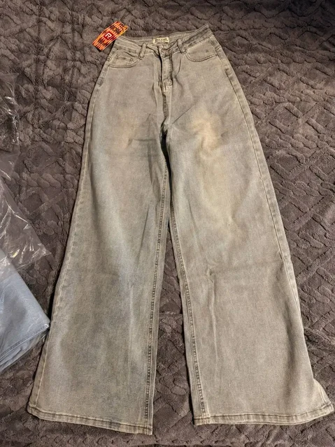 Джинсы женские новые размер 25 - Костюмы в Балашиха