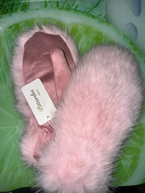 Новые меховые варежки - Одежда в Павлино