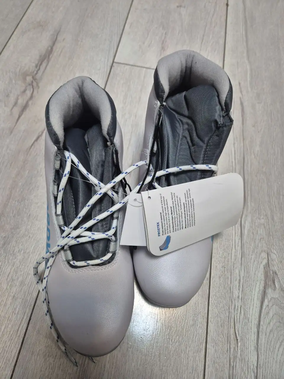 Продажа новых беговых лыжных ботинок - Спортивный инвентарь (Барахолка) в Балашиха