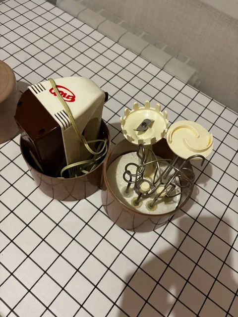 Блендер СССР в отличном состоянии с 6 насадками - Техника для кухни в Балашиха