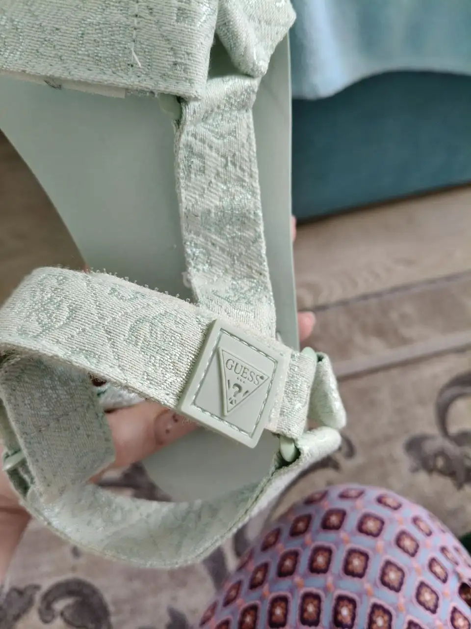 Новые сандалии Guess размер 37-37.5 - Обувь (Одежда) в Балашиха