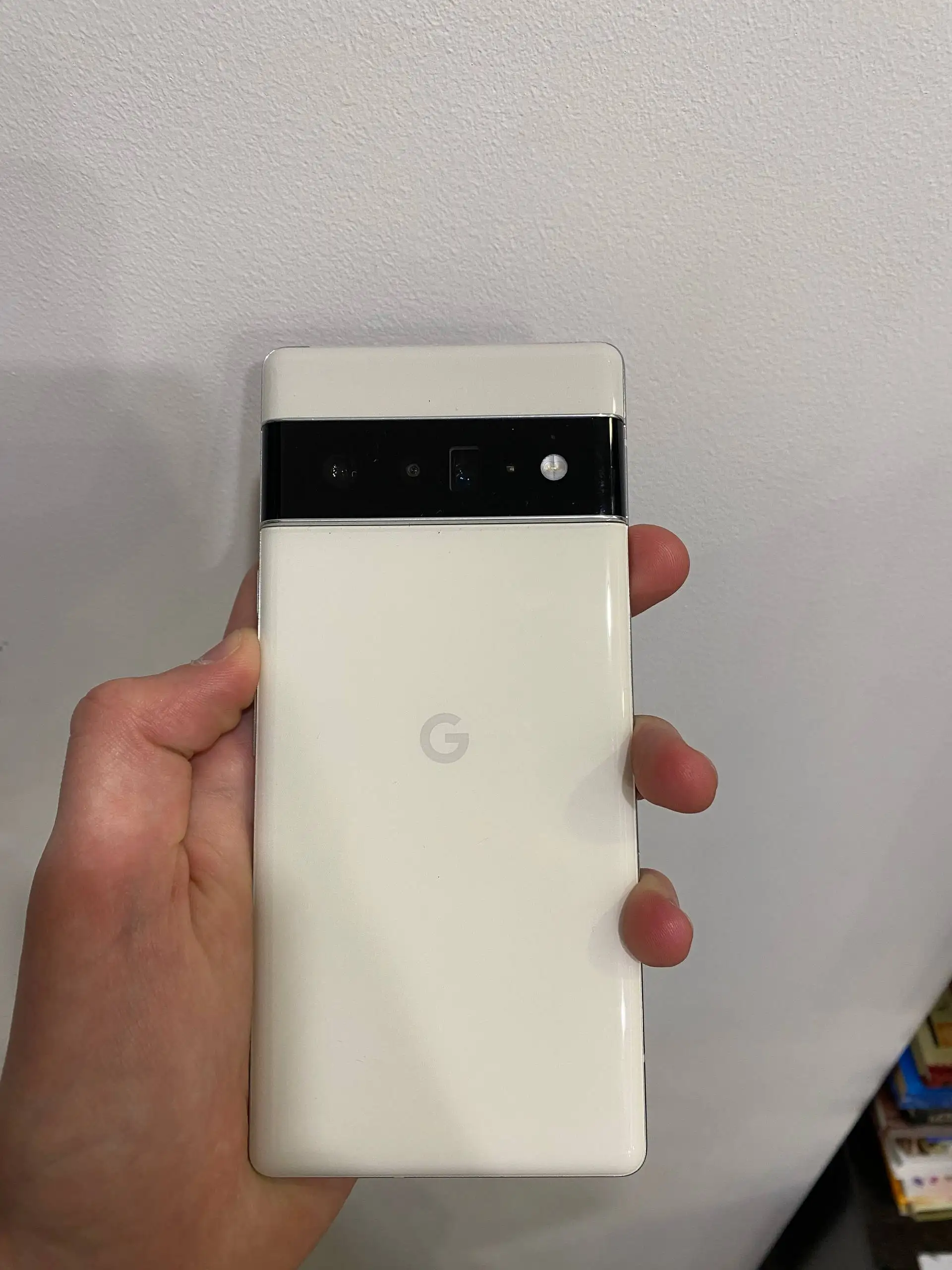 Смартфон в хорошем состоянии с царапинами на экране - Смартфоны (Электроника) в Балашиха