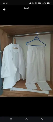 Женский белый костюм размер 42-44 - Брюки в Балашиха