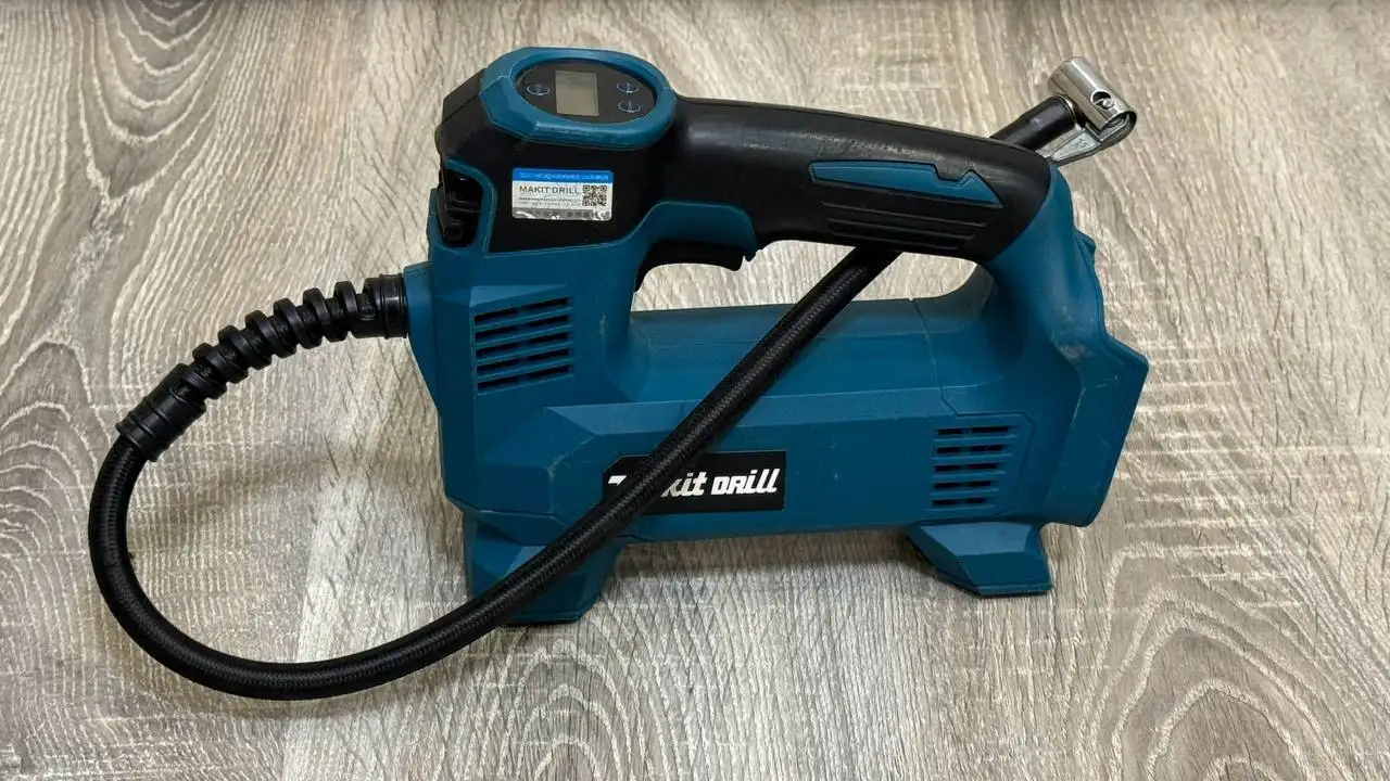 Продажа компрессора Makita и держателей Baseus - Барахолка в Балашиха