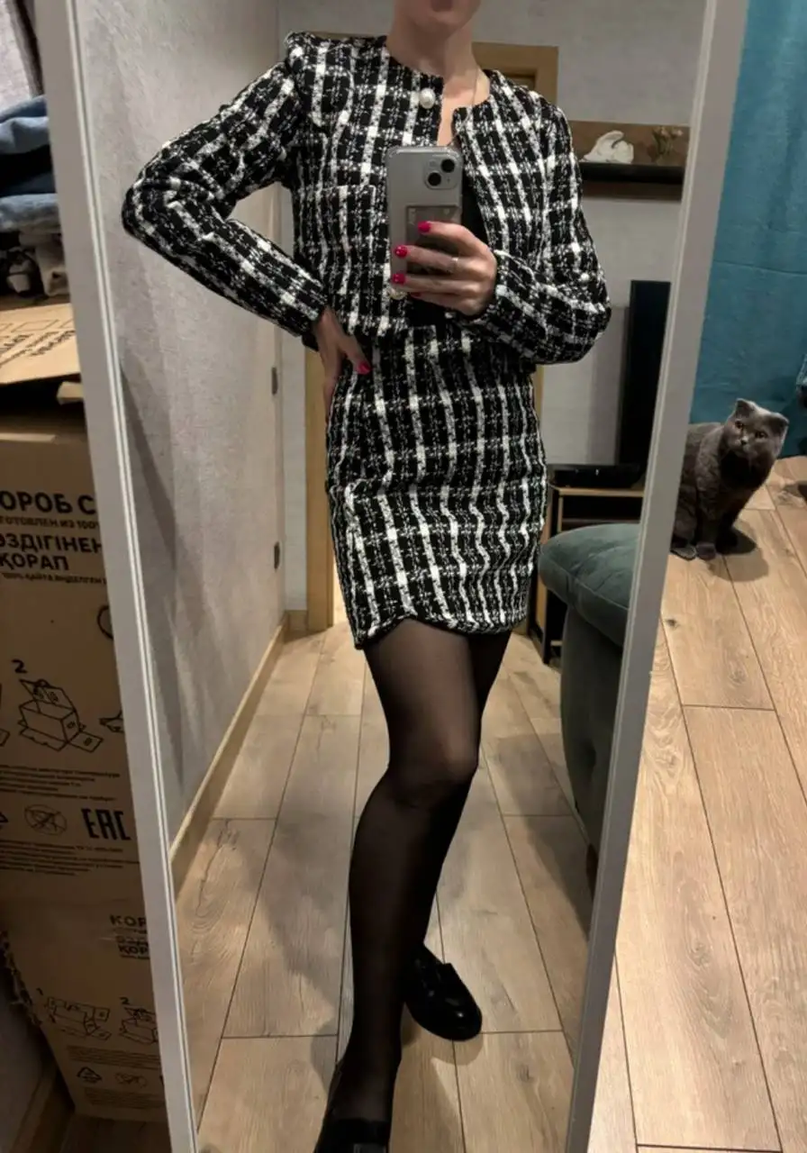 Костюм твидовый с юбкой и пиджаком, размер 38 - Женская одежда (Одежда) в Балашиха