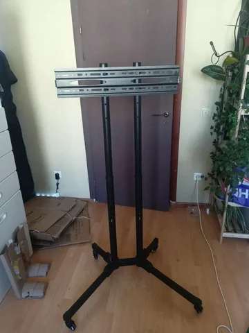 Стойка под телевизор с регулировкой высоты - Очки и аксессуары в Балашиха