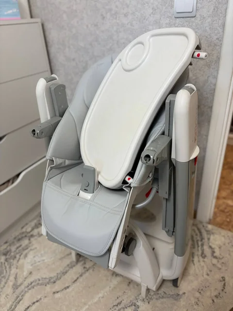 Продается стульчик Peg Perego Tatamia Follow Me 3 в 1 - Детские стульчики в Балашиха