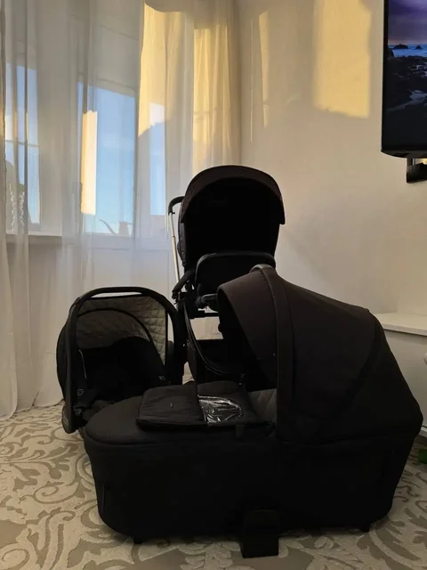 Коляска MowBaby Zoom 3 в 1 в хорошем состоянии полной комплектации - Детские стульчики в Балашиха