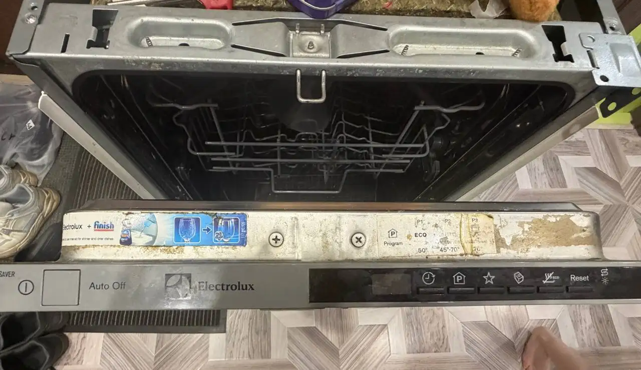 Посудомоечная машина встраиваемая 45 см на запчасти - Крупная бытовая техника (Электроника) в Балашиха