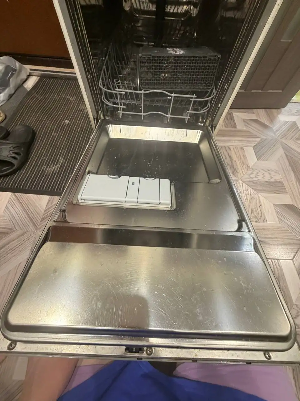 Посудомоечная машина встраиваемая 45 см на запчасти - Крупная бытовая техника (Электроника) в Балашиха