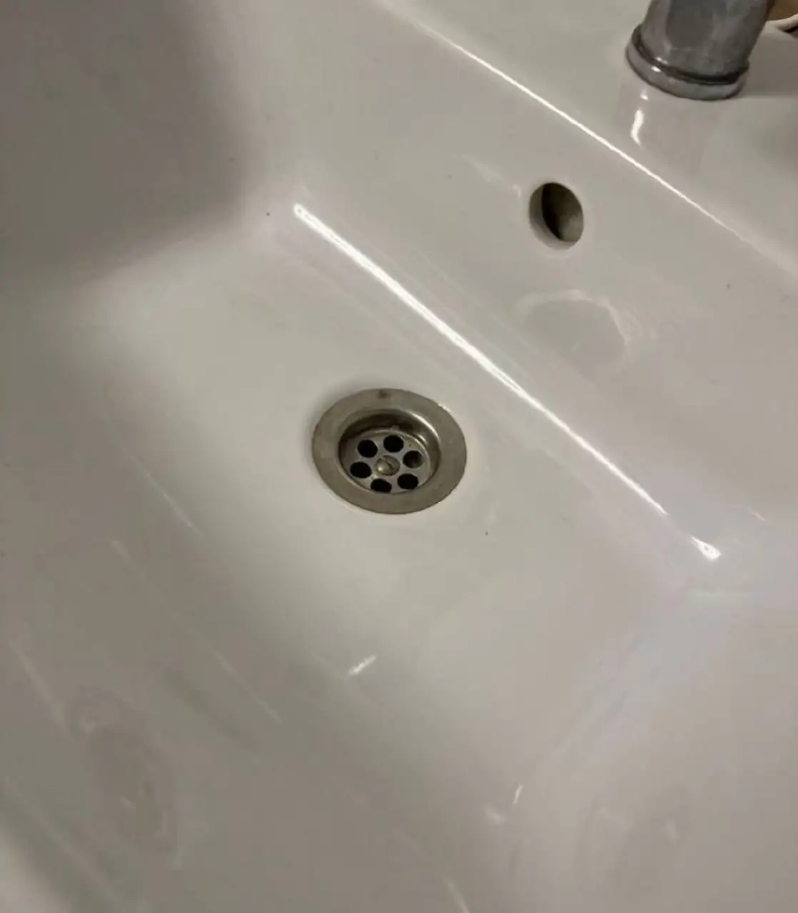 Раковина белая 50*43*10 б/у - Барахолка в Балашиха