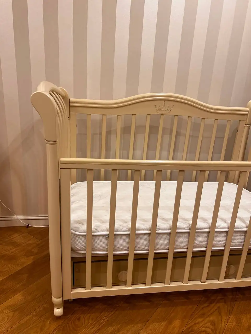 Детская кроватка Лель из массива дерева с матрасом - Детская мебель (Товары для детей) в Балашиха