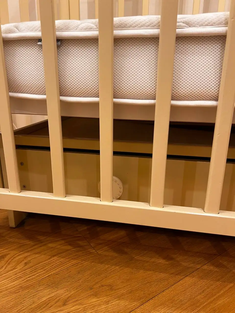 Детская кроватка Лель из массива дерева с матрасом - Детская мебель (Товары для детей) в Балашиха