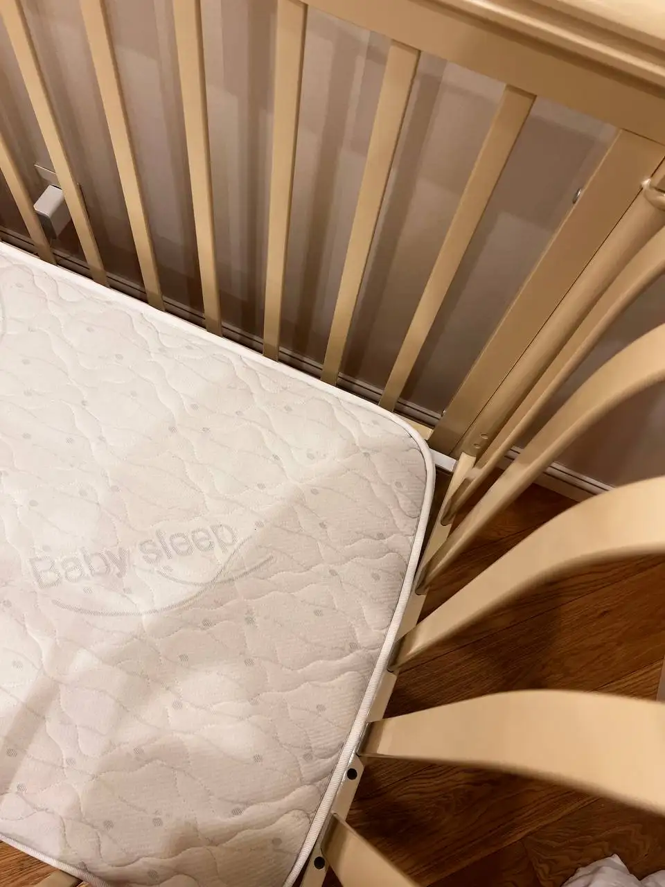 Детская кроватка Лель из массива дерева с матрасом - Детская мебель (Товары для детей) в Балашиха