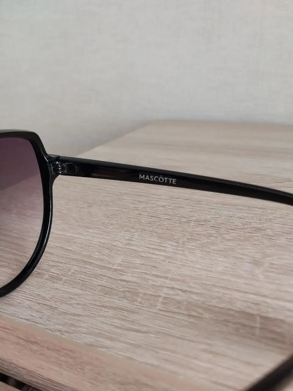 Солнцезащитные очки Mascotte новые - Очки (Барахолка) в Балашиха