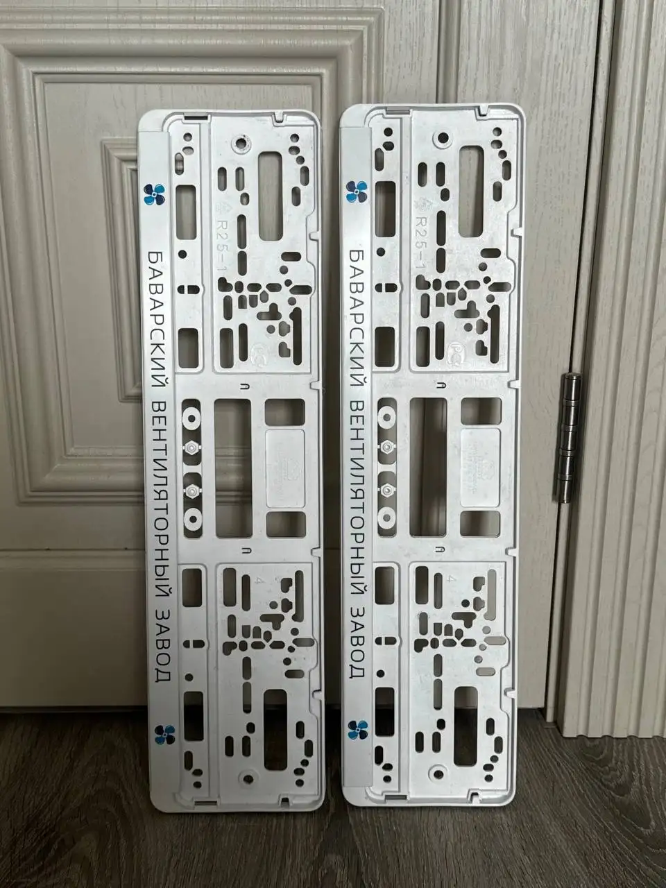 Продам номерные рамки на BMW - Автоаксессуары (Запчасти) в Балашиха