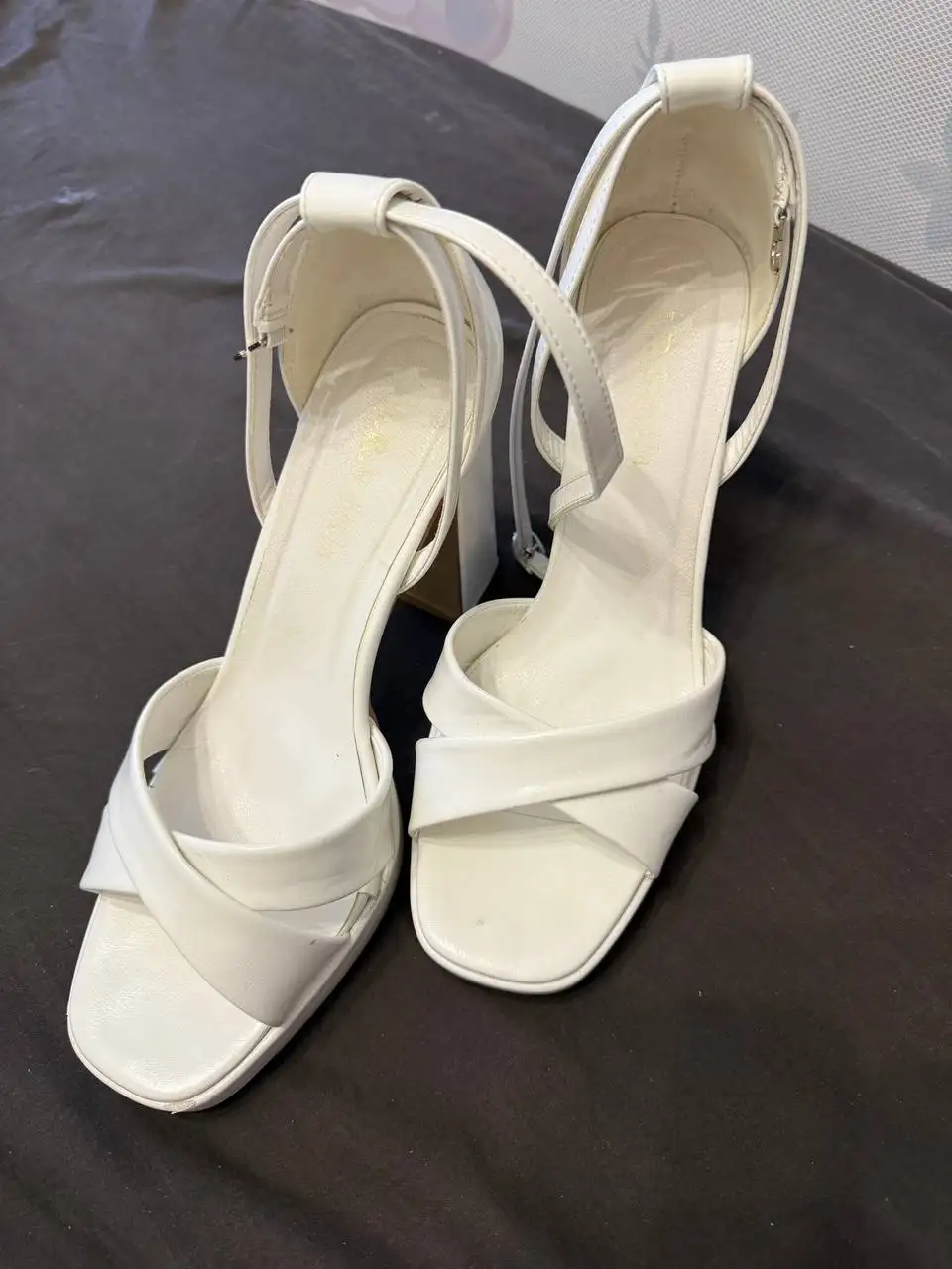 Босоножки 40 размера - Обувь (Одежда) в Балашиха