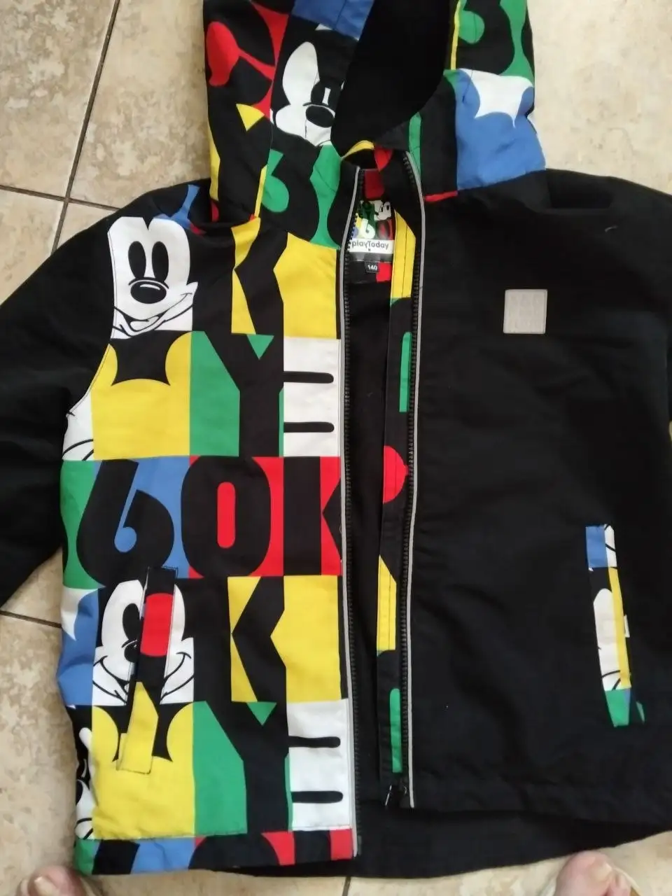 Детская ветровка размер 134-140 - Детская одежда (Одежда) в Балашиха