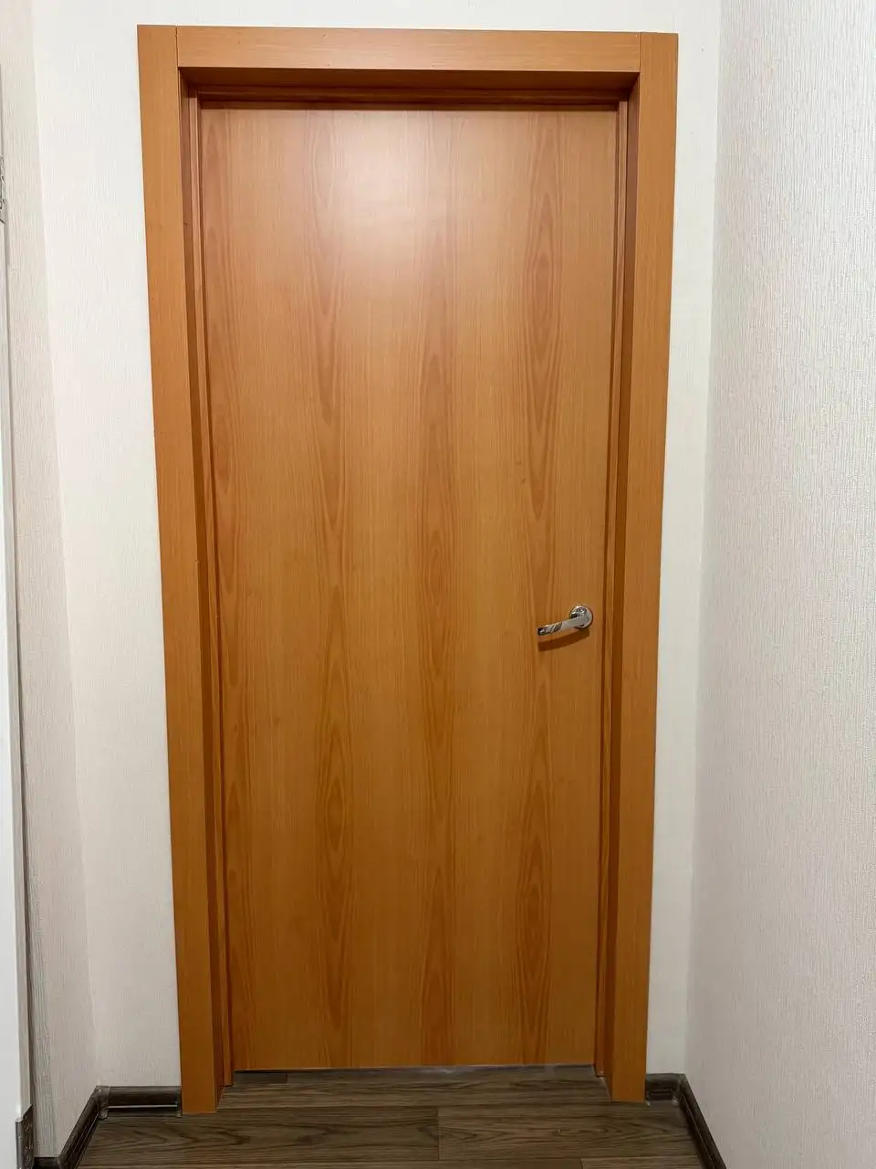 Продажа межкомнатных дверей 6 штук - Двери (Для дома и дачи) в Балашиха