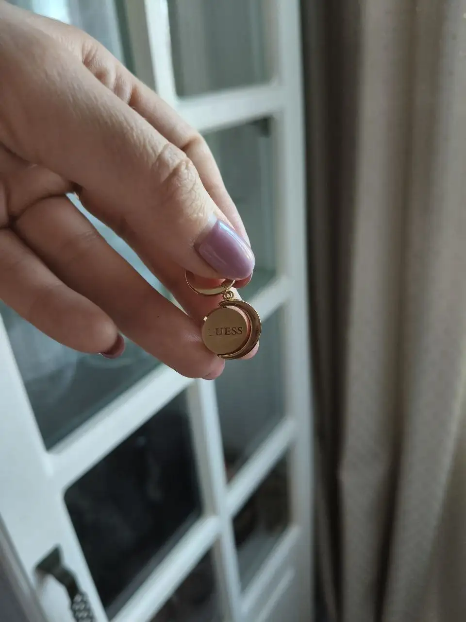 Серьги Guess оригинал - Бижутерия/Аксессуары (Одежда) в Балашиха