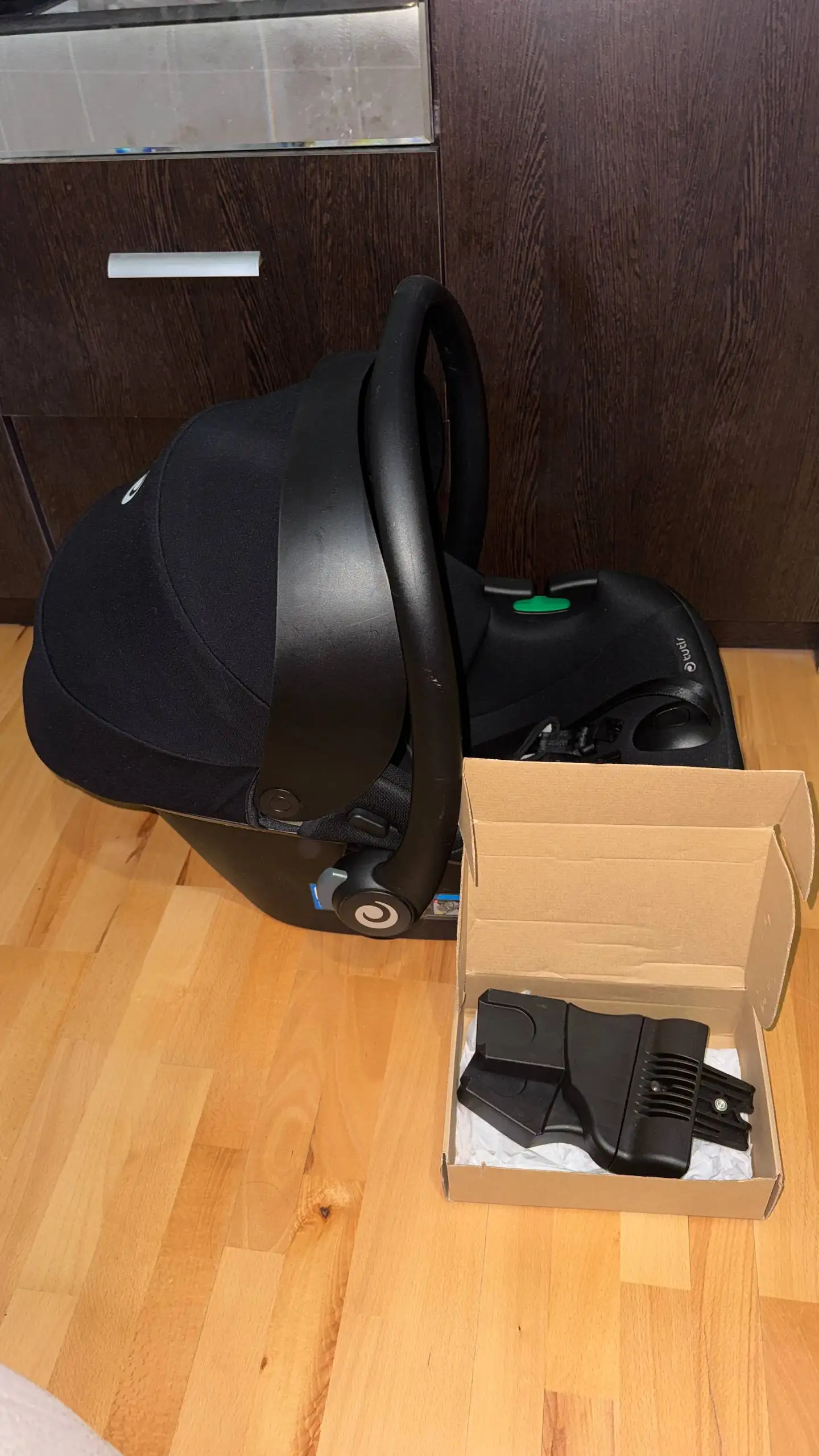 Автолюлька Tutis Elo lux с адаптерами - Автокресла и автолюльки (Товары для детей) в Балашиха